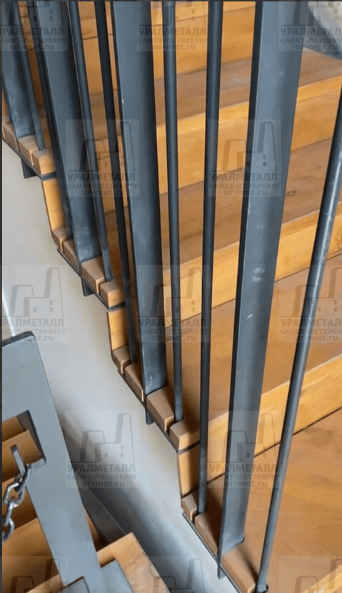 Изготовили и установили лестницу для башни - изображение 2