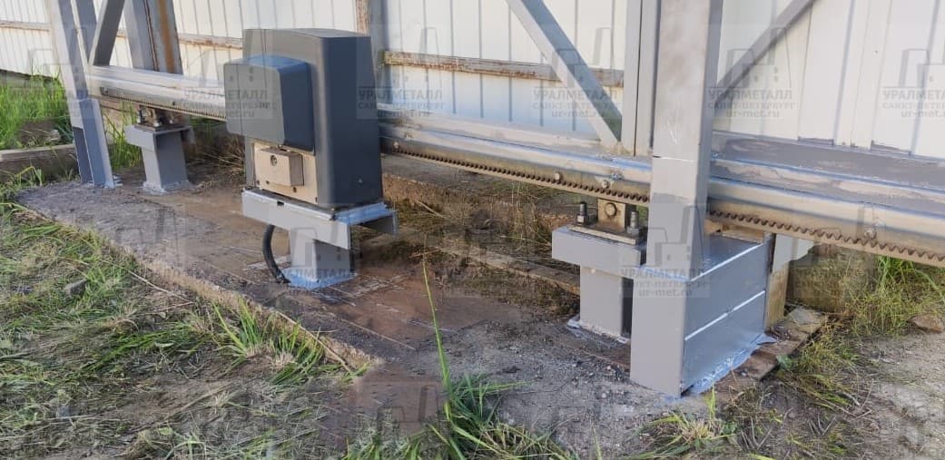 Изготовили и установили откатные ворота - изображение 2