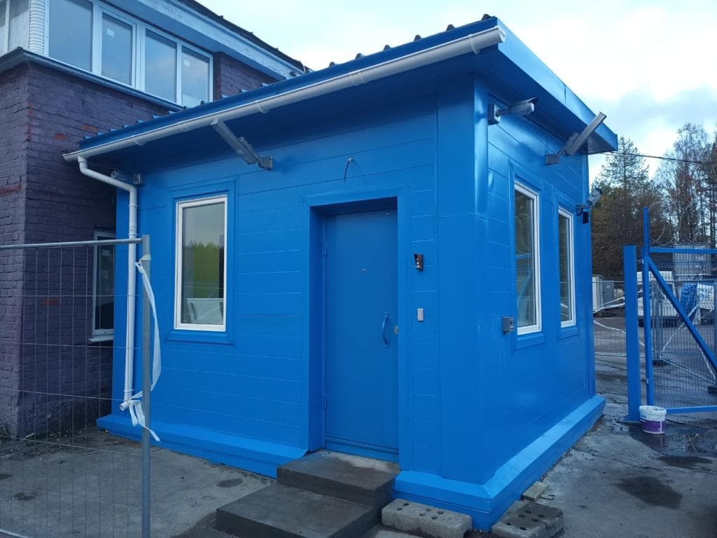 Монтировали КПП-серверную в пос. Лесогорск ЛО под ключ. 