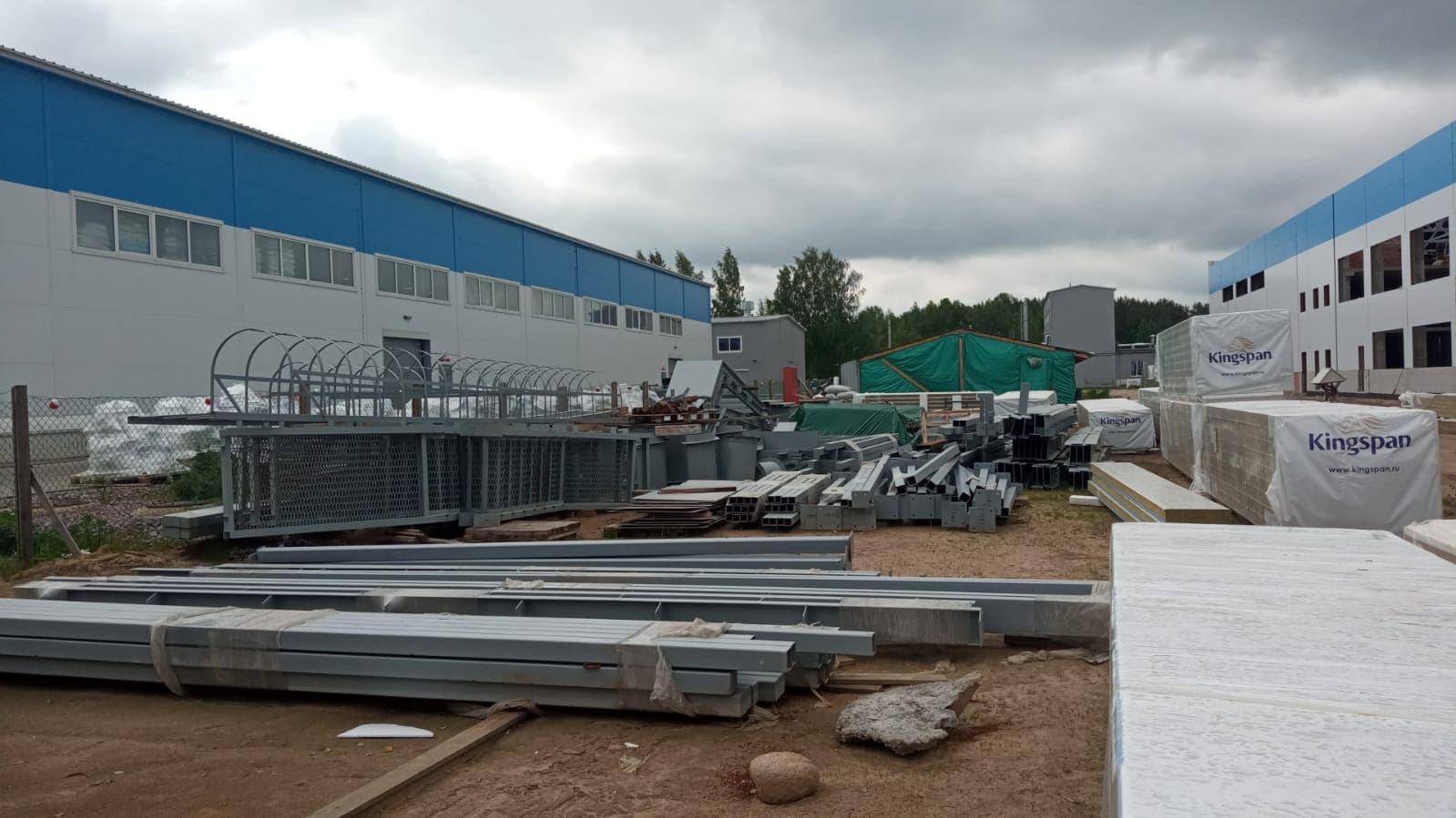 Изготовили лестницы и фахверковые конструкции