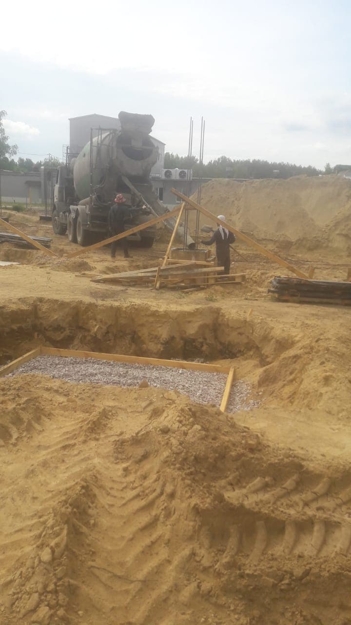 Отсыпали площадку и подушки под фундаменты - изображение 4