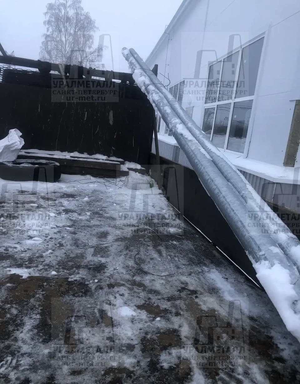 Привезли оцинкованную трубу 108×3,5 на объект