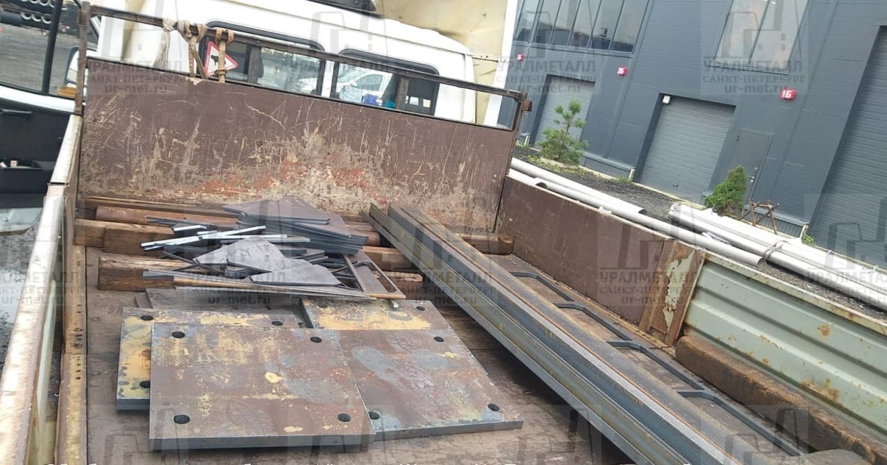 На плазме изготовили заготовки для колонн: пятки, косынки