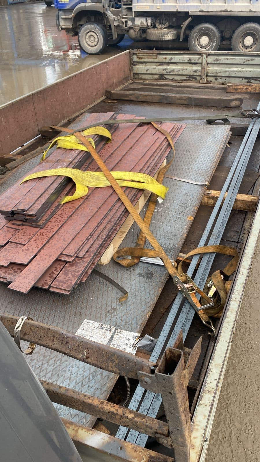 Порезали листы в размер