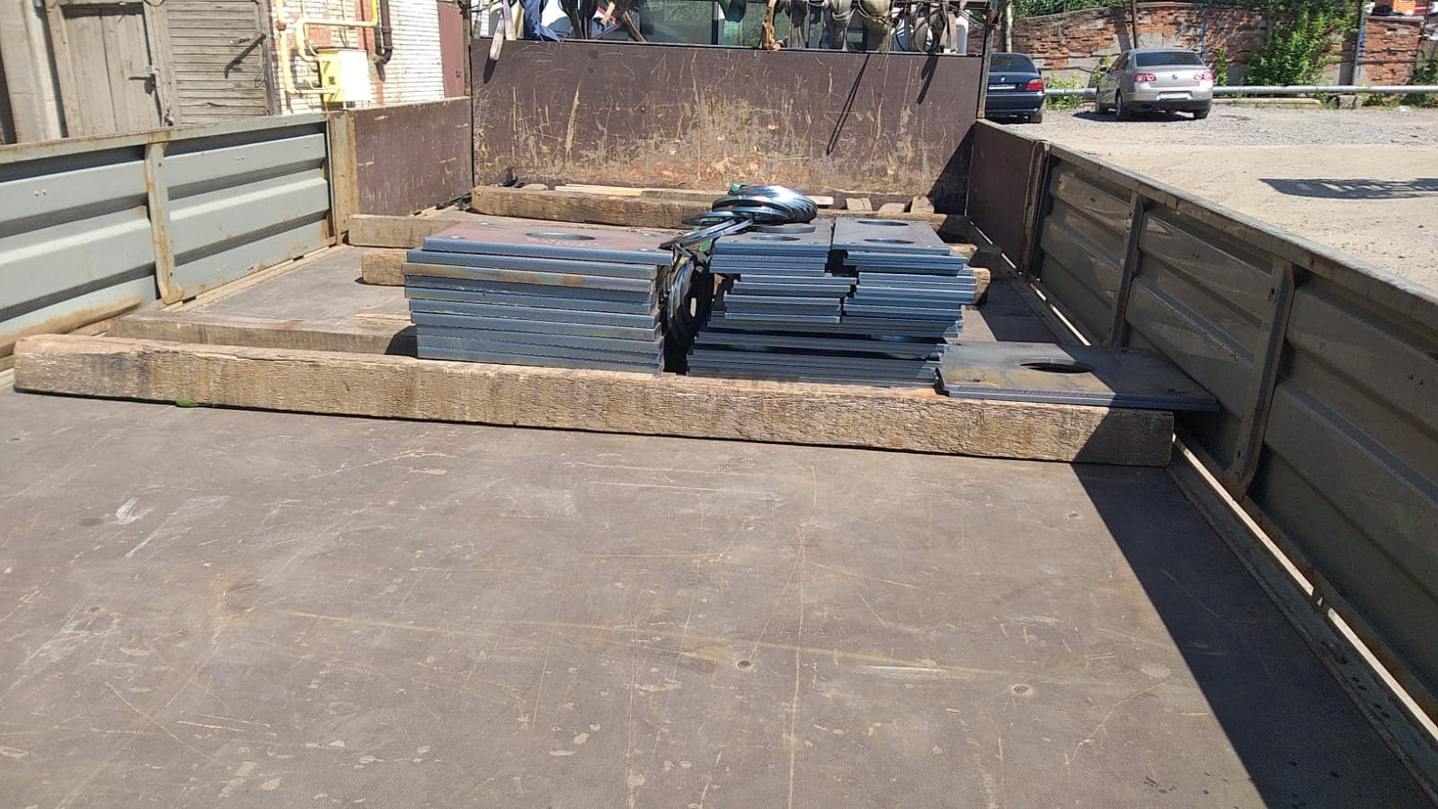 Срочная лазерная и гидрообразивная резка, рубка листа гильотиной - 4