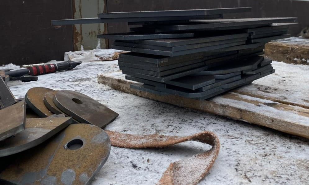 Срочная лазерная и гидрообразивная резка, рубка листа гильотиной - 1