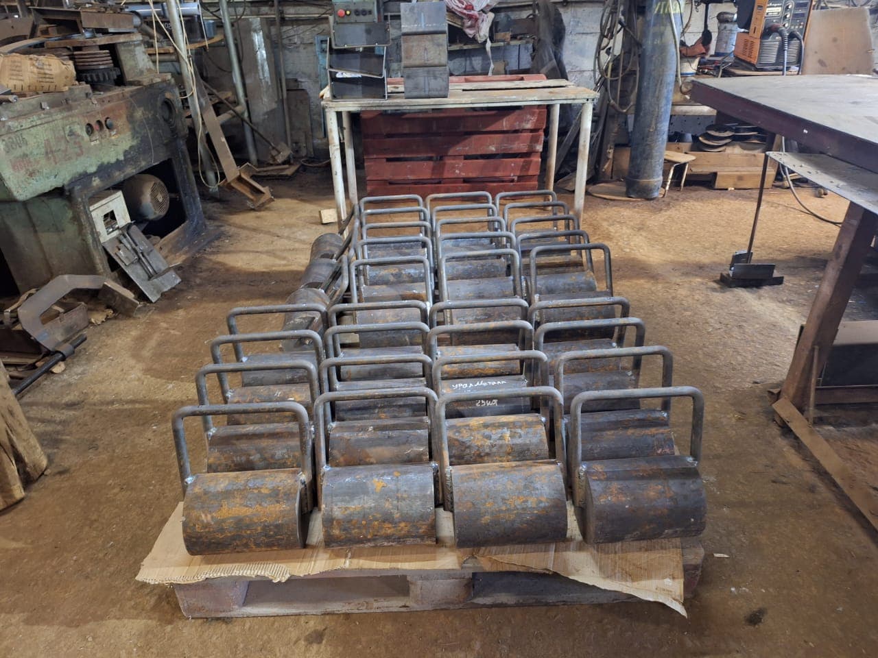 Сварили грузы противовесов по 50кг