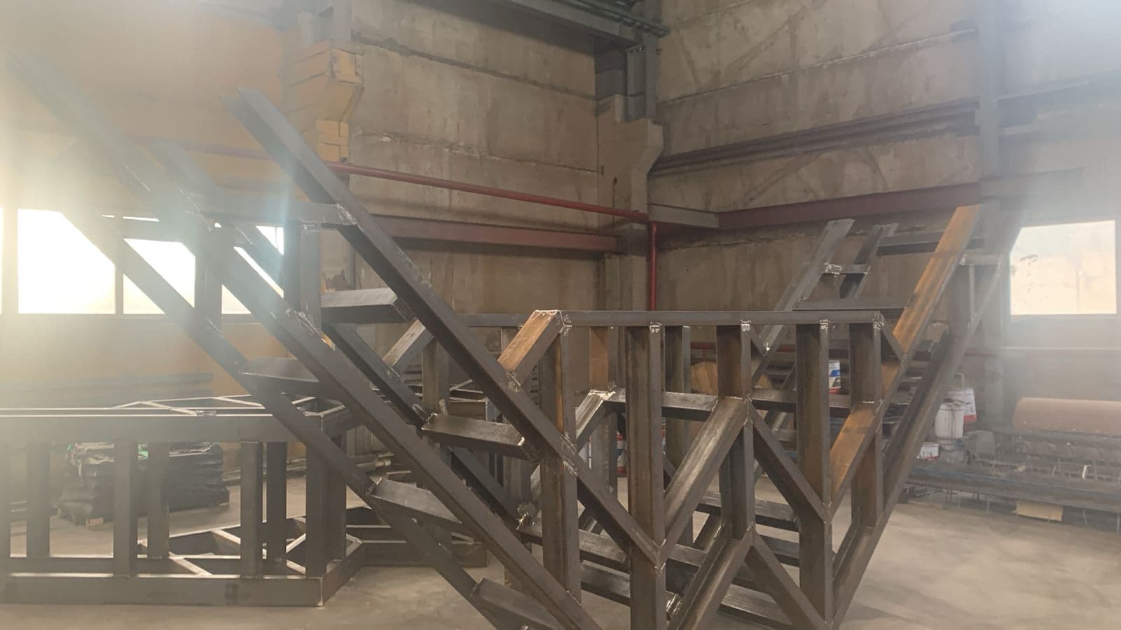 Сварили каркас по индивидуальному заказу.